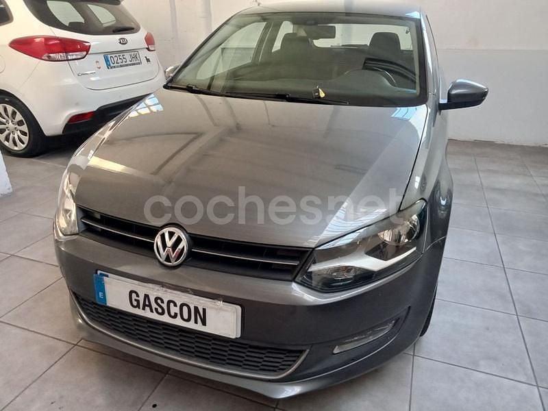 Usado VW Polo Sport 90 CV (66 kW) 2012 Gris / plata Utilitario