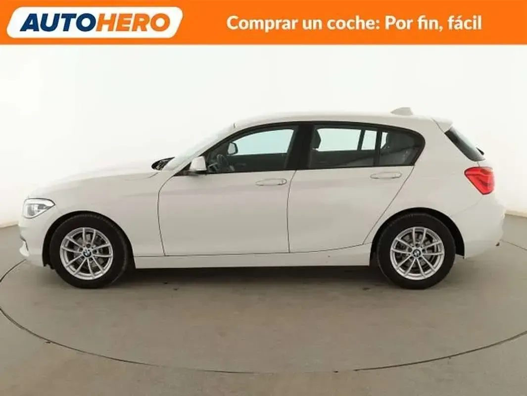 Usado BMW 118 Sport Line 136 CV (100 kW) 2018 Blanco Utilitario