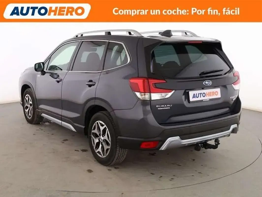 Usado Subaru Forester Exclusive+ 150 CV (110 kW) 2023 Gris SUV