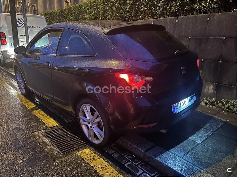 Usado Seat Ibiza SC 105 CV (77 kW) 2009 Negro Utilitario