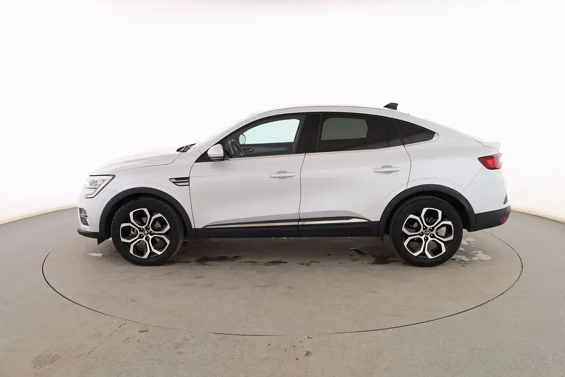 Usado Renault Arkana Zen 145 CV (106 kW) 2021 Blanco SUV