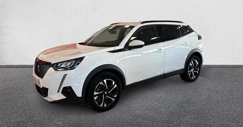 Usado Peugeot 2008 Allure 110 CV (80 kW) 2021 SUV