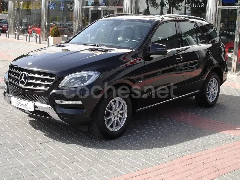 Usado Mercedes ML250 204 CV (150 kW) 2013 Negro SUV
