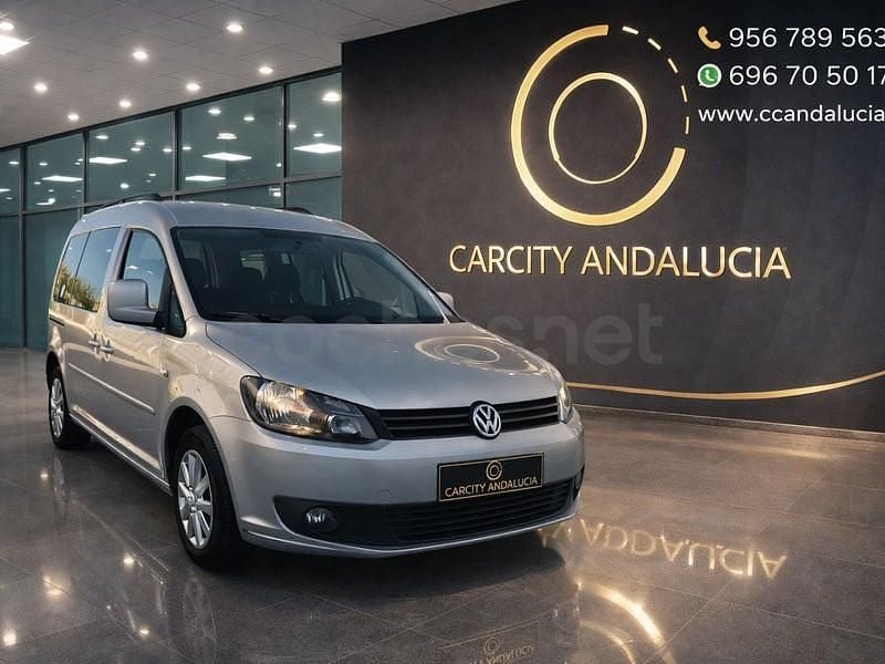 Usado VW Caddy Comfortline 102 CV (75 kW) 2015 Gris / plata Monovolumen
