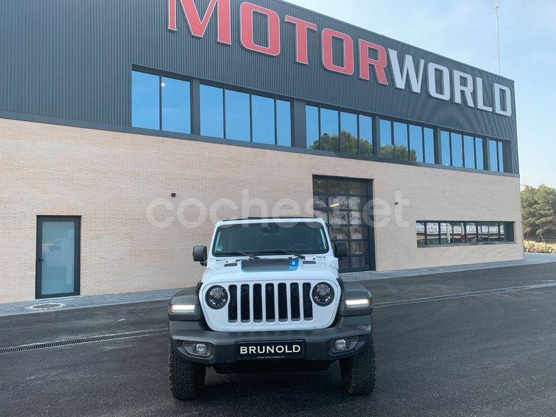 Blanco Usado 2023 Jeep Wrangler Sahara SUV | 69.900 € (Un poco caro) - Imagen 1/4