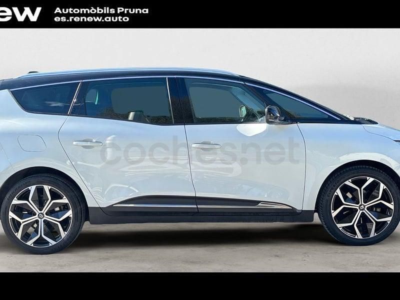 Usado Renault Grand Scénic IV Zen 140 CV (102 kW) 2021 Blanco Monovolumen