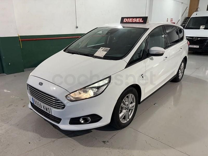 Usado Ford S-MAX Trend 150 CV (110 kW) 2019 Blanco Monovolumen