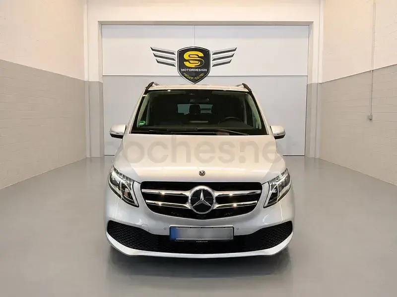 Usado Mercedes V250 Avantgarde 190 CV (139 kW) 2020 Gris / plata Monovolumen
