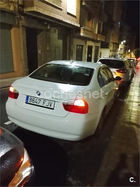 Usado BMW 318 122 CV (89 kW) 2006 Blanco Berlina