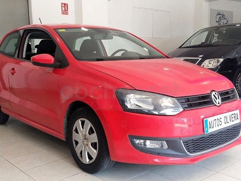 Usado VW Polo Advance 70 CV (51 kW) 2010 Rojo Utilitario