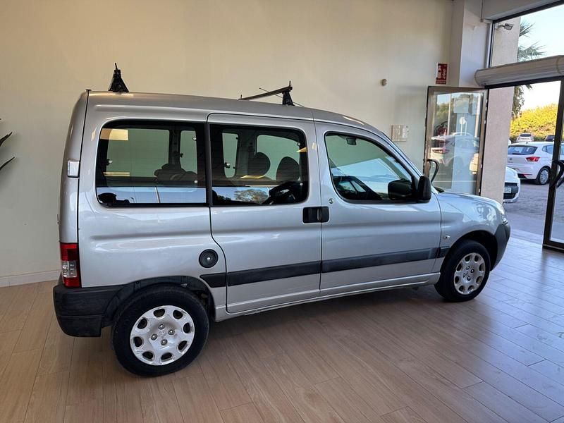 Usado Peugeot Partner 75 CV (55 kW) 2011 Gris Monovolumen