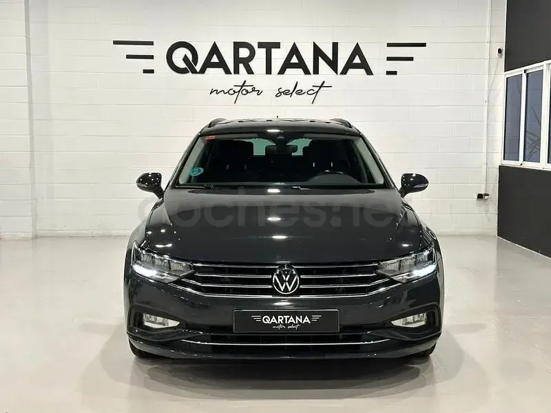 Usado VW Passat Executive 150 CV (110 kW) 2021 Gris / plata Familiar