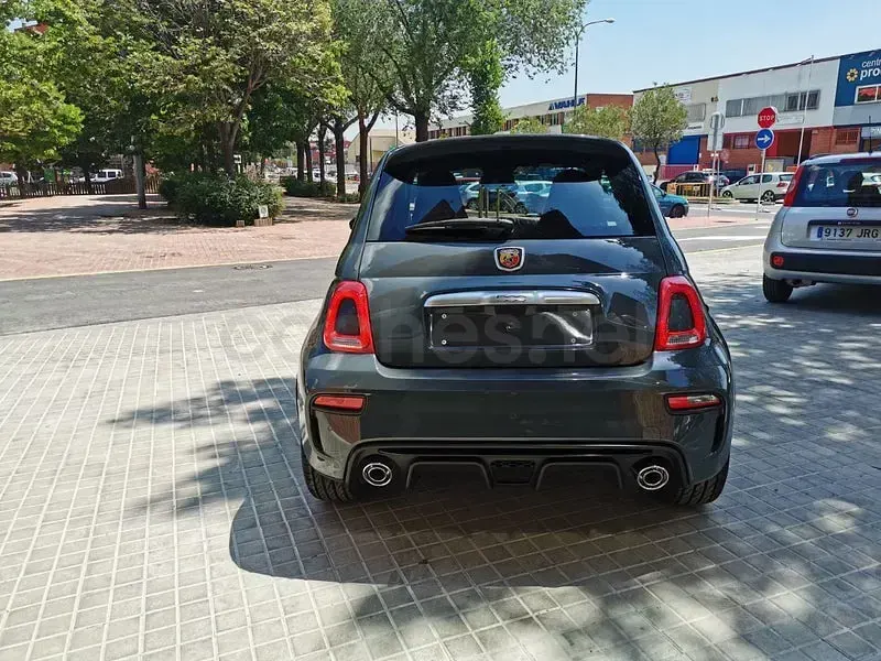 Usado Abarth 595 145 CV (106 kW) 2019 Azul Berlina