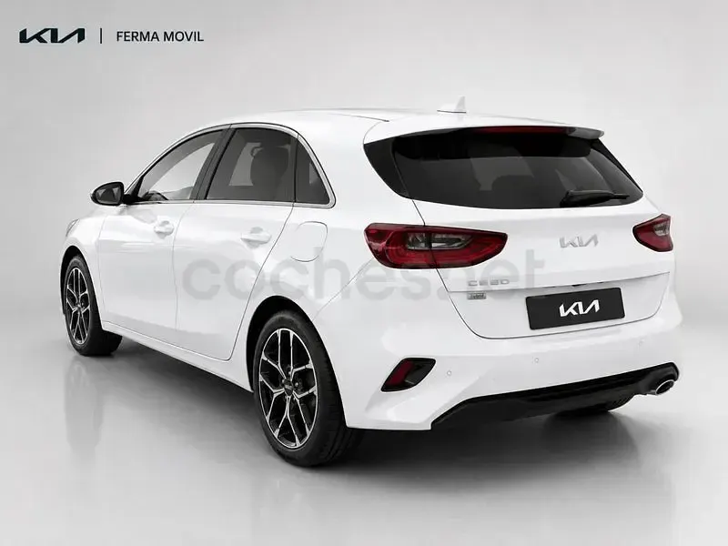 Nuevo Kia Ceed 140 CV (102 kW) 2025 Blanco Utilitario