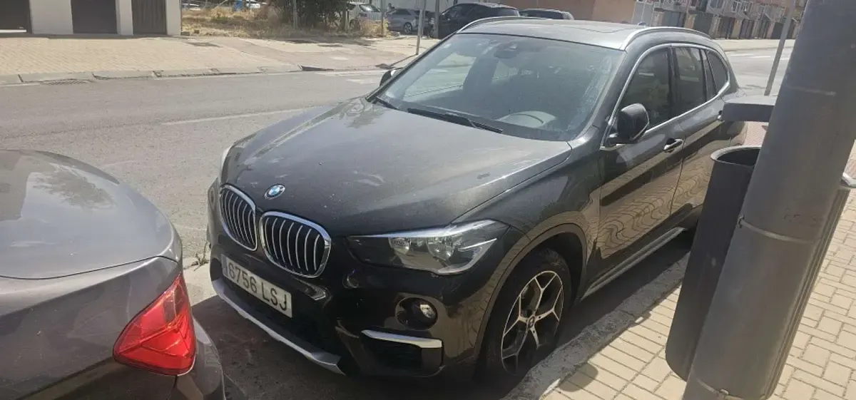 Usado BMW X1 150 CV (110 kW) 2020 Gris SUV