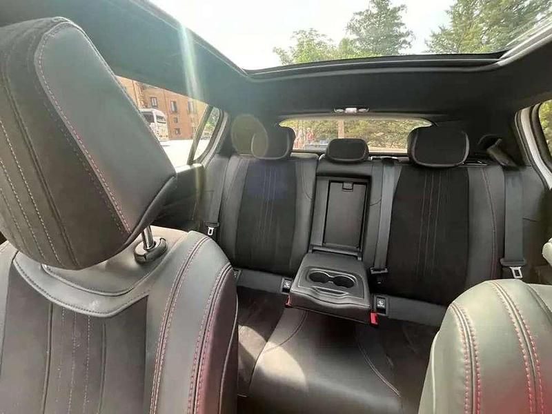 Usado Peugeot 308 GT-line 131 HP (96 kW) 2015 Branco Citadino