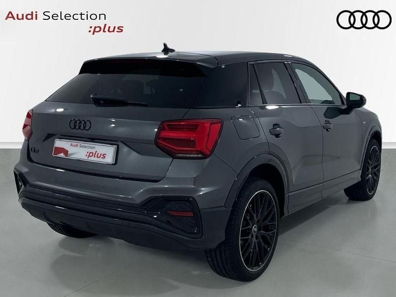 Usado Audi Q2 Ambiente 150 CV (110 kW) 2025 Gris SUV