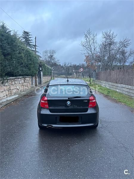 Usado BMW 118 143 CV (105 kW) 2008 Negro Utilitario