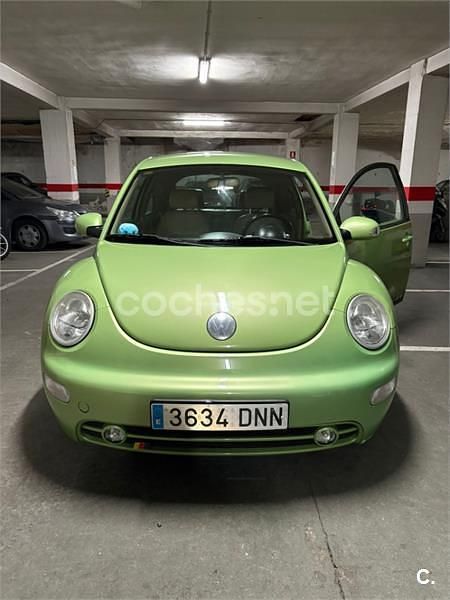 Usado VW New Beetle 100 CV (73 kW) 2005 Verde Utilitario