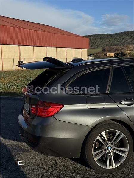 Usado BMW 320 Sport Line 184 CV (135 kW) 2015 Gris / plata Familiar