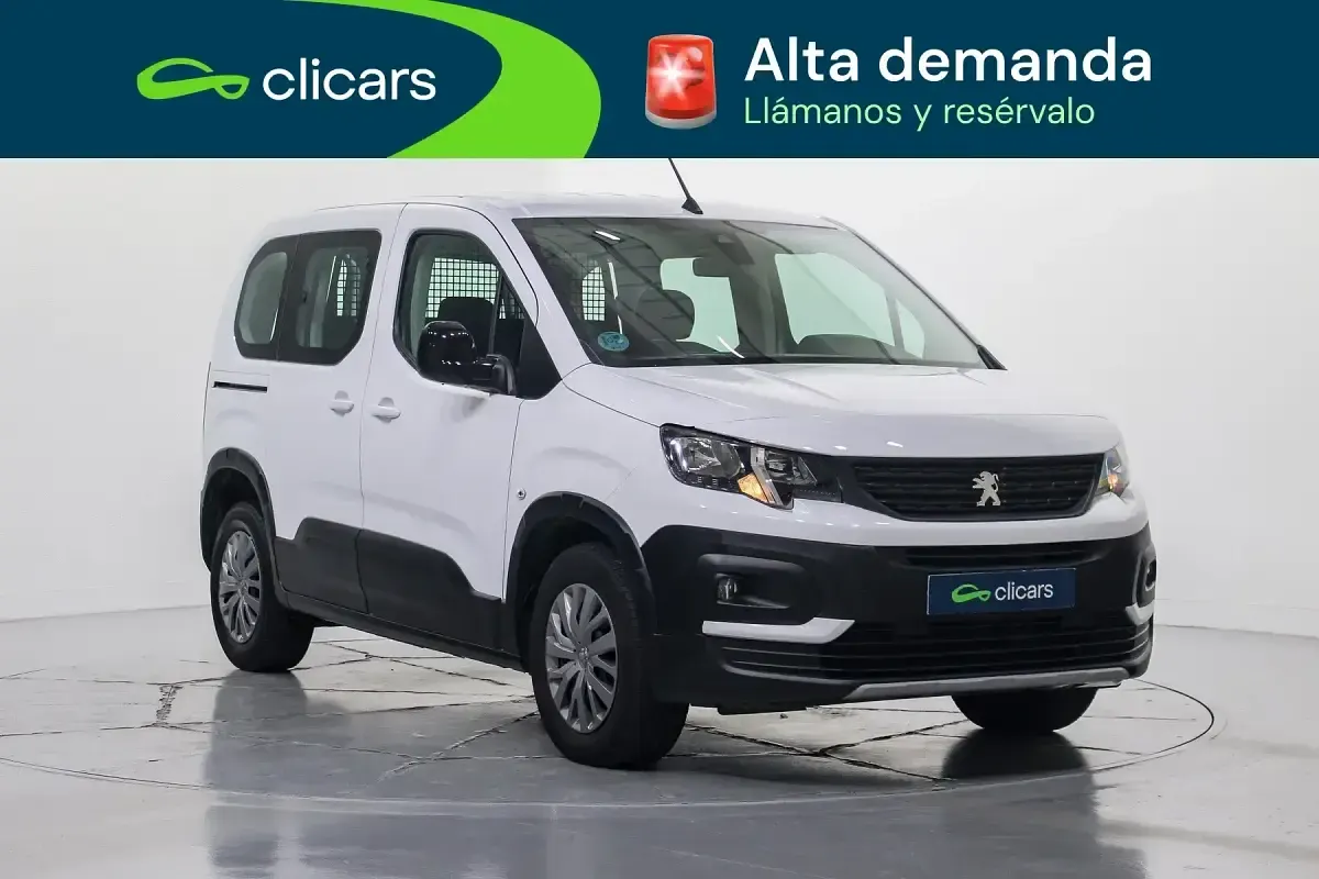 Usado Peugeot Rifter Business-Line 100 CV (73 kW) 2023 Blanco Monovolumen