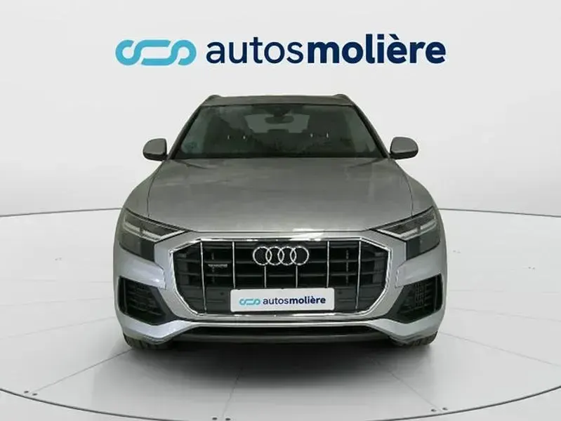 Usado Audi Q8 381 CV (280 kW) 2021 Gris / plata SUV