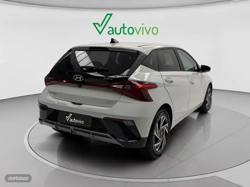 Nuevo Hyundai i20 100 CV (73 kW) 2025 Blanco Utilitario