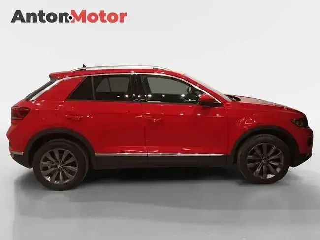 Usado VW T-Roc Advance 150 CV (110 kW) 2022 Rojo SUV