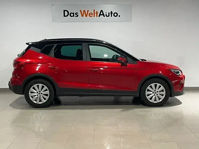 Usado Seat Arona Style 116 CV (85 kW) 2025 Rojo SUV
