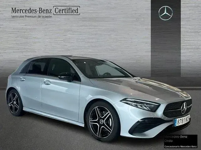 Usado Mercedes A200 150 CV (110 kW) 2025 Plata hightech Berlina