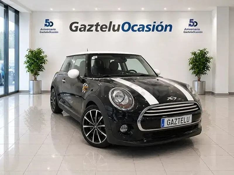Usado Mini Cooper D 116 CV (85 kW) 2014 Negro Utilitario