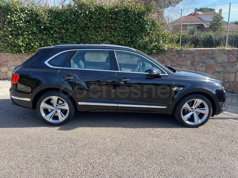 Usado Bentley Bentayga 550 CV (404 kW) 2019 Negro SUV