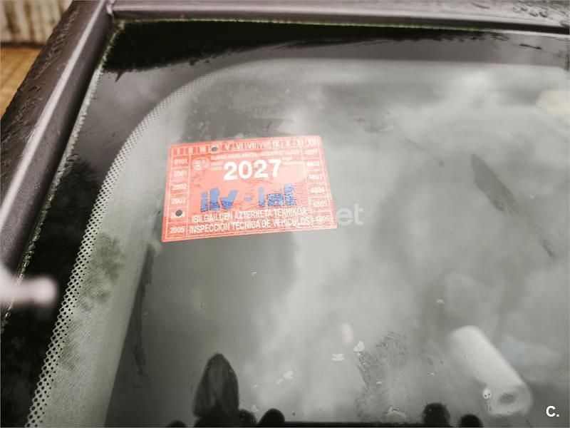 Usado Renault Mégane Expression 105 CV (77 kW) 2009 Gris / plata Berlina