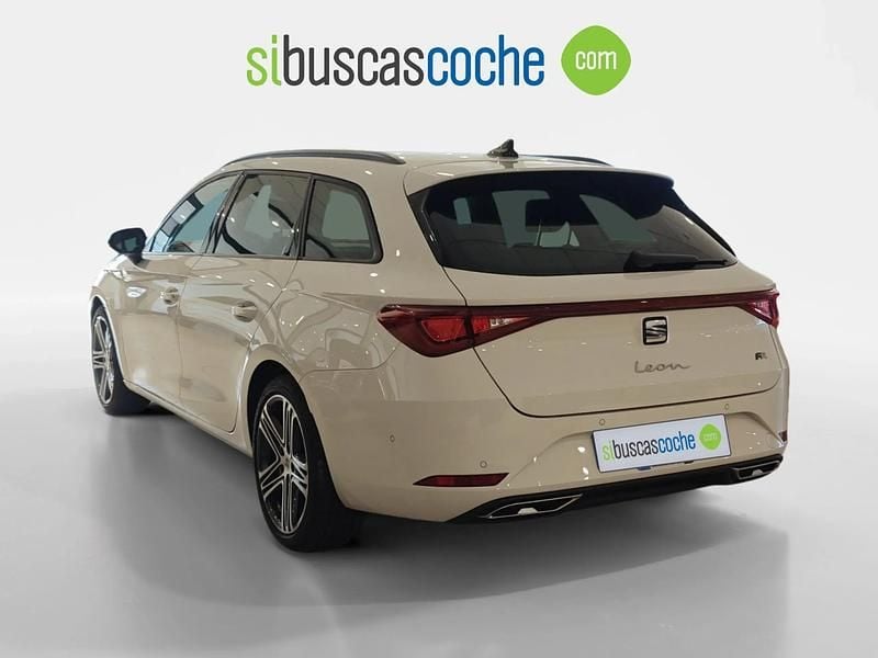 Usado Seat Leon FR 150 CV (110 kW) 2025 Blanco