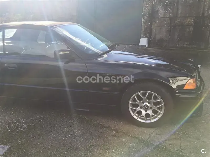 Usado BMW 318 116 CV (85 kW) 1996 Negro Descapotable