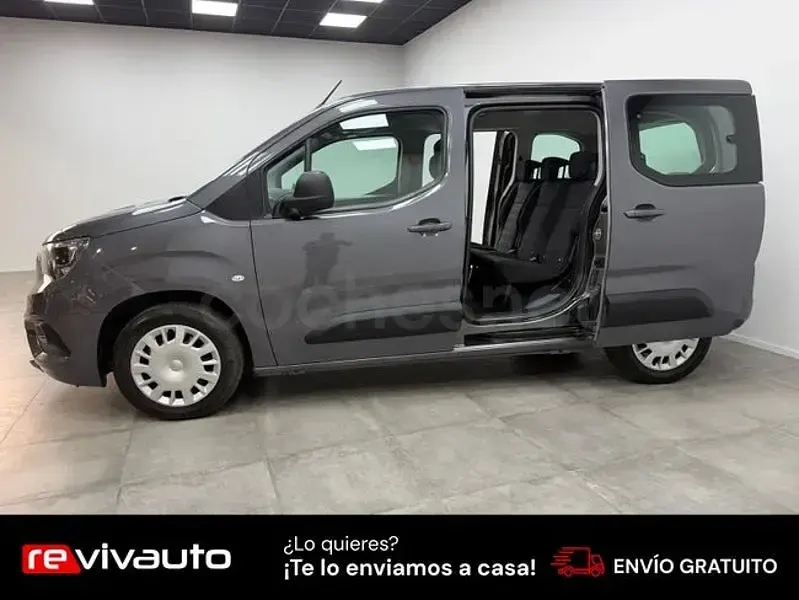 Usado Opel Combo Life Edition+ 102 CV (75 kW) 2021 Gris / plata Monovolumen