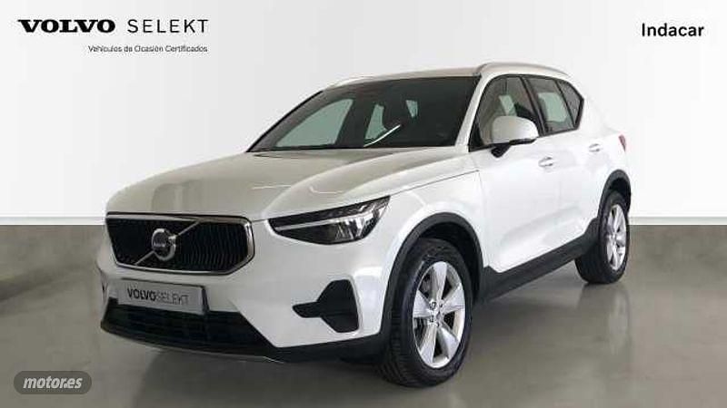 Blanco Usado 2024 Volvo XC40 Core SUV | 33.200 € - Imagen 1/4