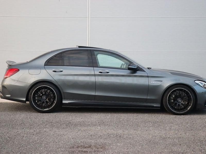 Usado Mercedes C63 AMG 476 CV (350 kW) 2018 Gris / plata Berlina