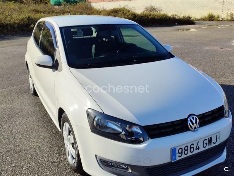 Usado VW Polo Advance 70 CV (51 kW) 2010 Blanco Utilitario