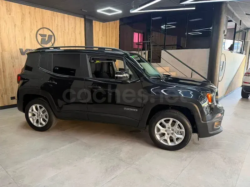 Usado Jeep Renegade Longitude 120 CV (88 kW) 2018 Negro SUV