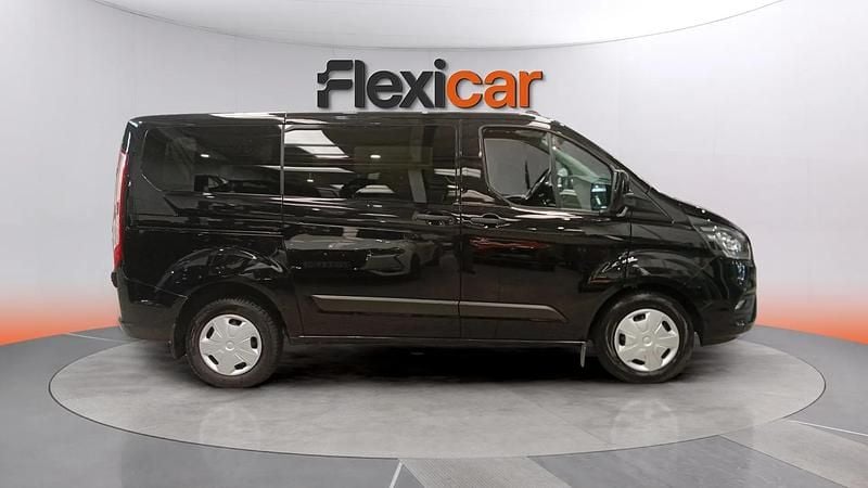 Usado Ford Transit Custom Trend 131 CV (96 kW) 2023 Negro Familiar