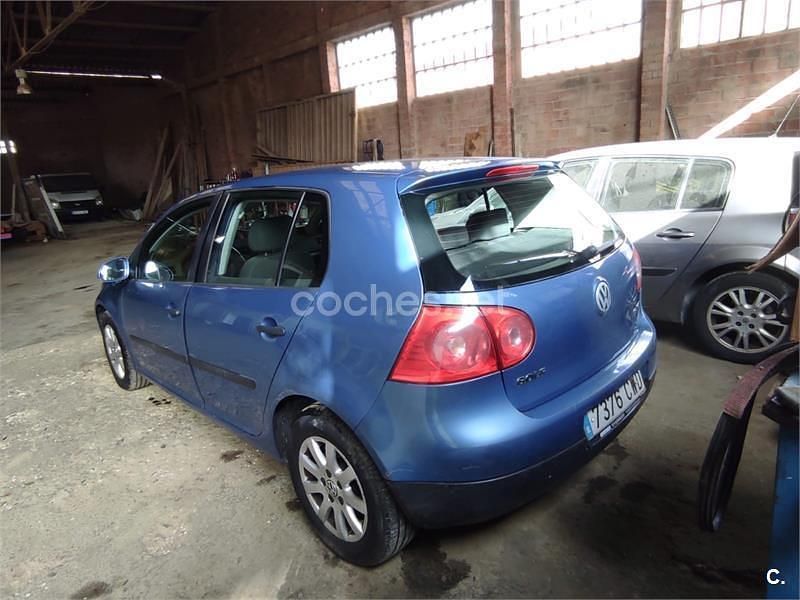 Usado VW Golf IV Advance 110 CV (80 kW) 2004 Azul Berlina