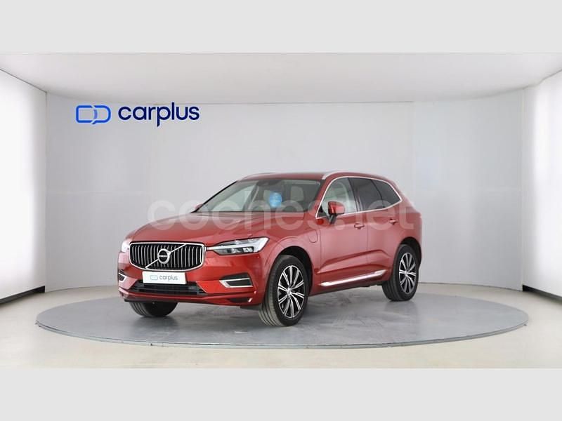 Rojo fusión metalizado Usado 2021 Volvo XC60 Inscription SUV | 33.490 € (Precio justo) - Imagen 1/4