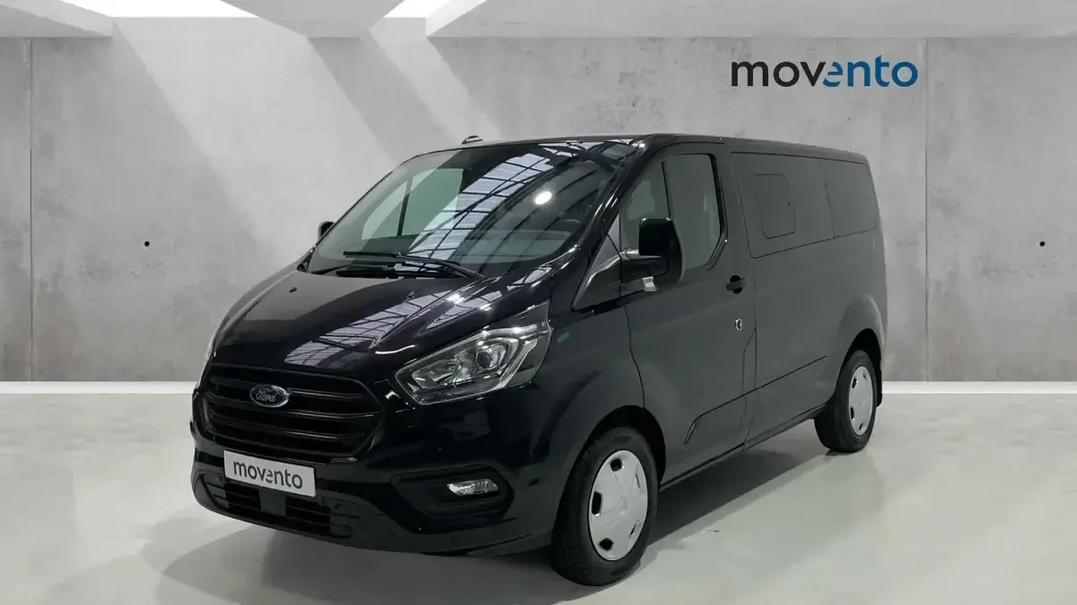 Usado Ford Transit Custom Trend 150 CV (110 kW) 2023 Negro Familiar