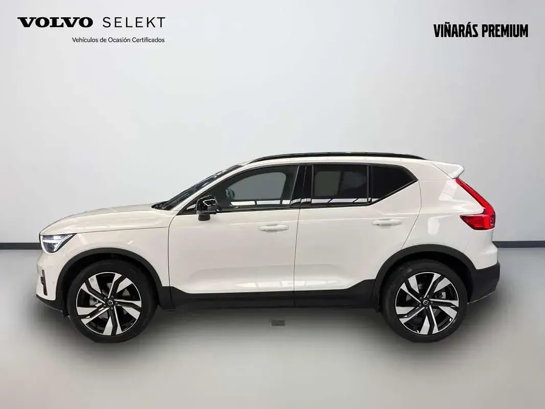 Usado Volvo XC40 Ultimate 197 CV (144 kW) 2024 Blanco SUV