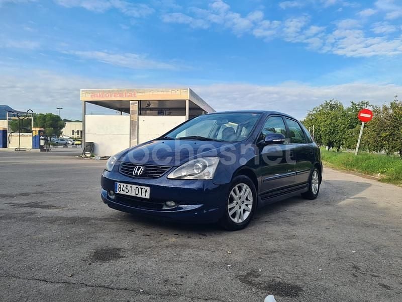 Negro Usado 2005 Honda Civic ES Berlina | 2800 € (Buen precio) - Imagen 1/4