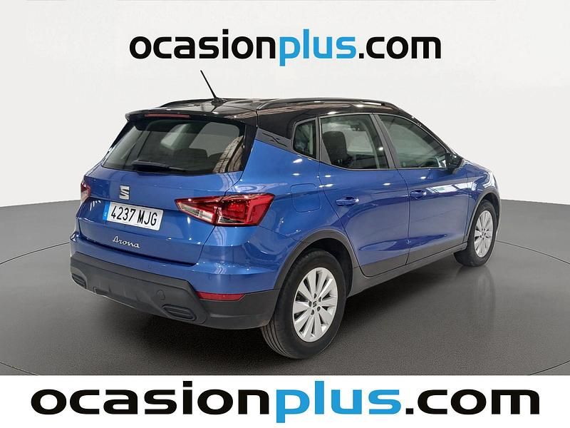 Usado Seat Arona Style 110 HP (80 kW) 2023 Azul SUV