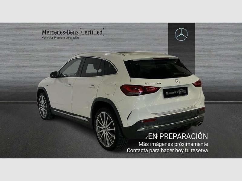Usado Mercedes GLA250 218 CV (160 kW) 2020 SUV