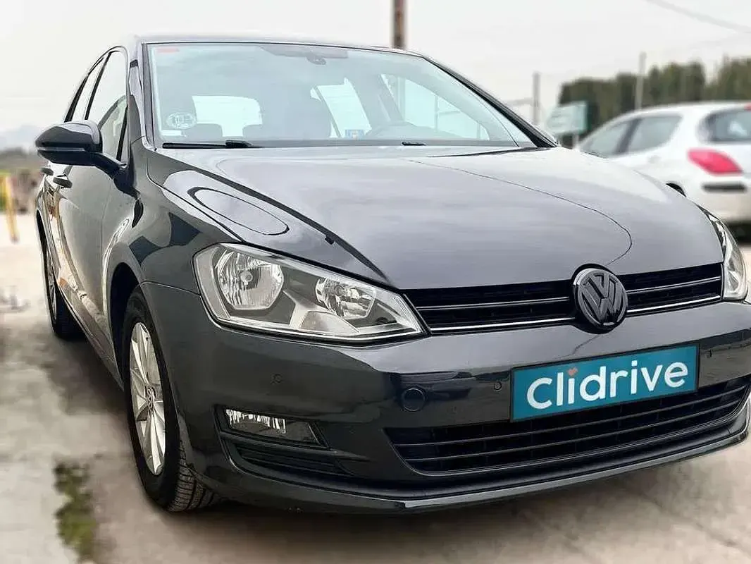 Usado VW Golf Plus Cross Advance 105 CV (77 kW) 2013 Gris Monovolumen