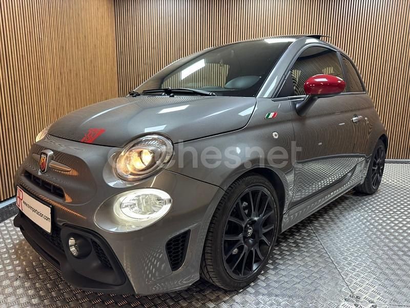 Usado Abarth 595 165 CV (121 kW) 2022 Gris / plata Berlina